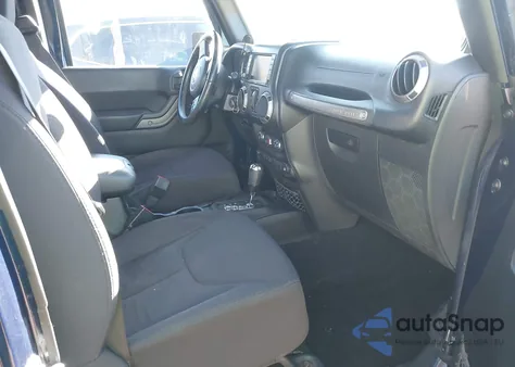 2013 Jeep Wrangler Unlimited Sport z USA, uszkodzony, nr VIN 1C4BJWDG5DL533594